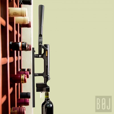 Штопор настенный для вина Boj Traditional Wall Corkscrew Black