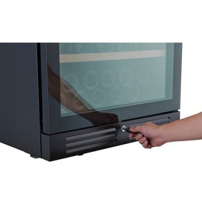 Винный шкаф Cellar Private трёхзонный на 143 бутылки CP154-3TB