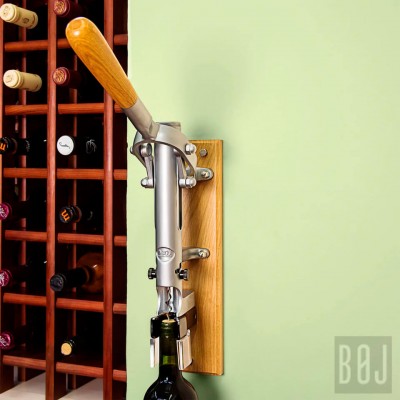 Штопор настенный для вина Boj Traditional Wall Corkscrew Matte Chrome