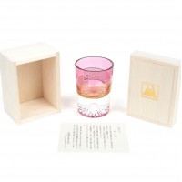 Рюмка TAJIMA GLASS Фудзи с позолотой 85 мл, золотисто-красная Рюмка TAJIMA GLASS Фудзи с позолотой 85 мл, золотисто-красная