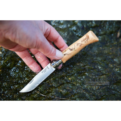 Нож Opinel №8 Alpine adventures, нержавеющая сталь, рукоять дуб, гравировка пеший туризм, 002186