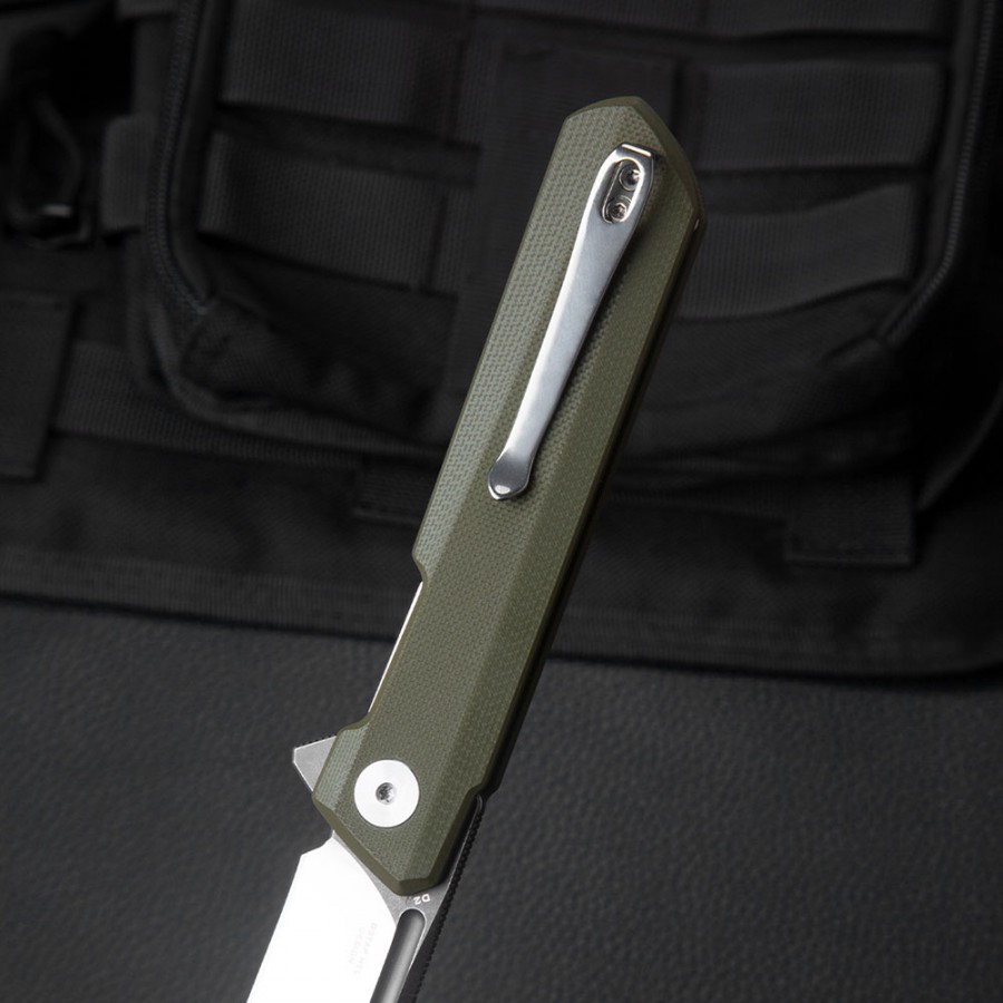 Нож Bestechman Dundee сталь D2, рукоять G10 зеленая