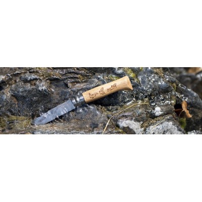Нож Opinel №8 Animalia, нержавеющая сталь, рукоять дуб, гравировка форель, 001625