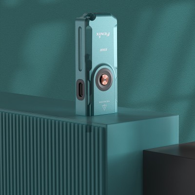 Фонарь-брелок Fenix E06R  бирюзовый